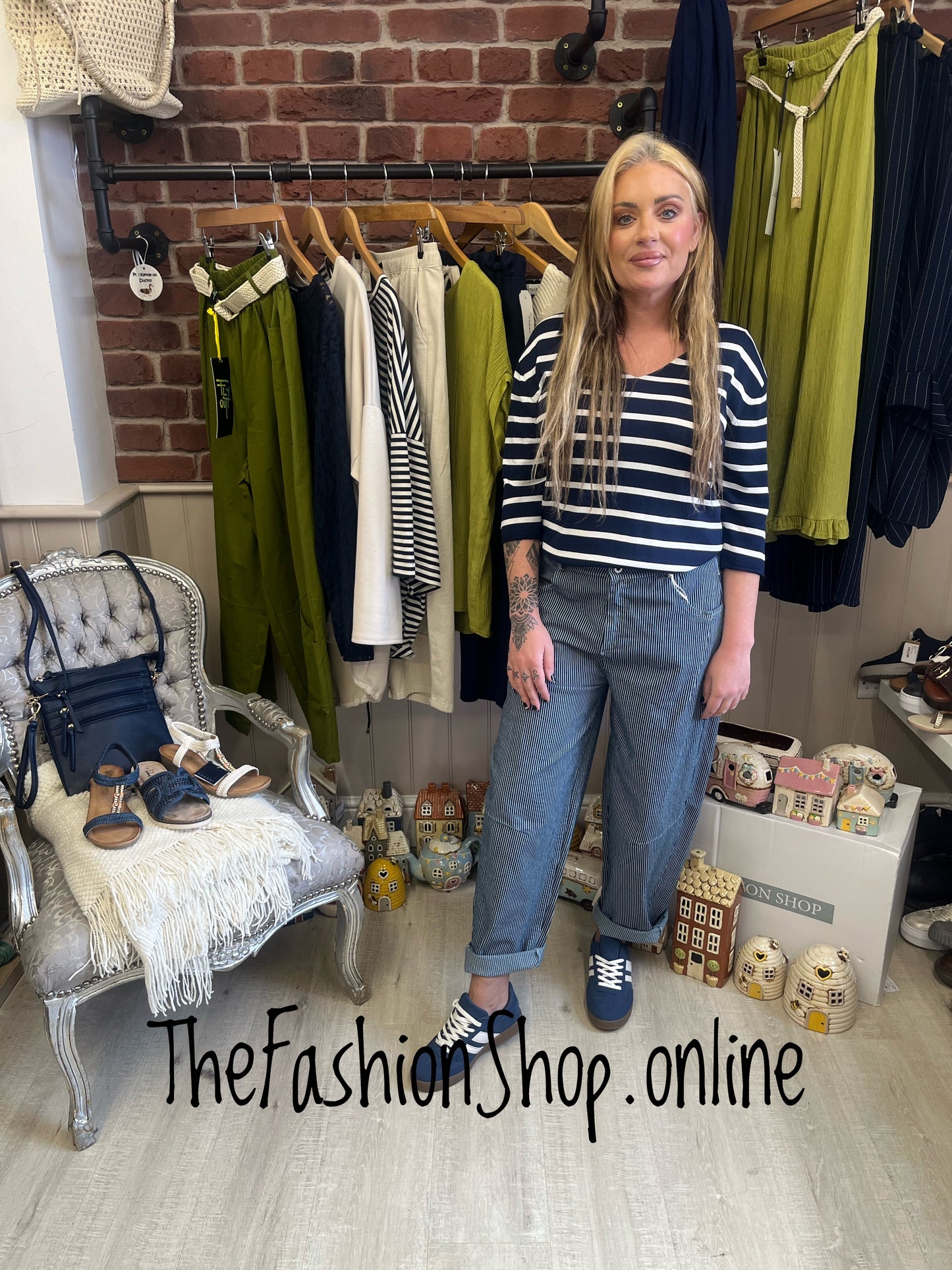 Isabella navy and white striped V neck top 8-14