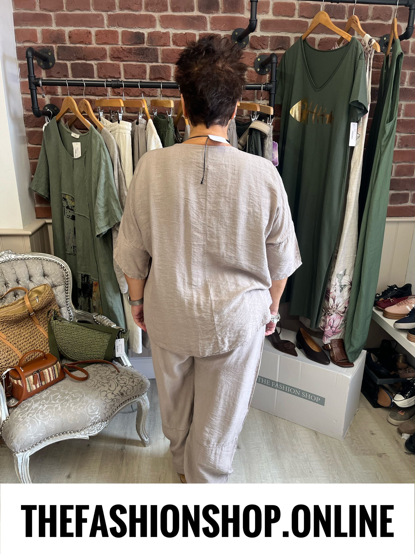 Nancy mocha button top 14-20