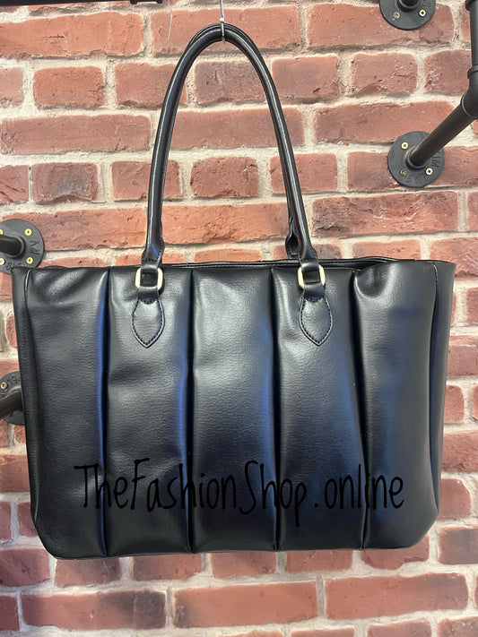 Della large black shoulder bag