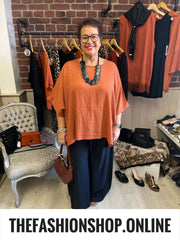 Willow cinnamon dipped hem top 14-22