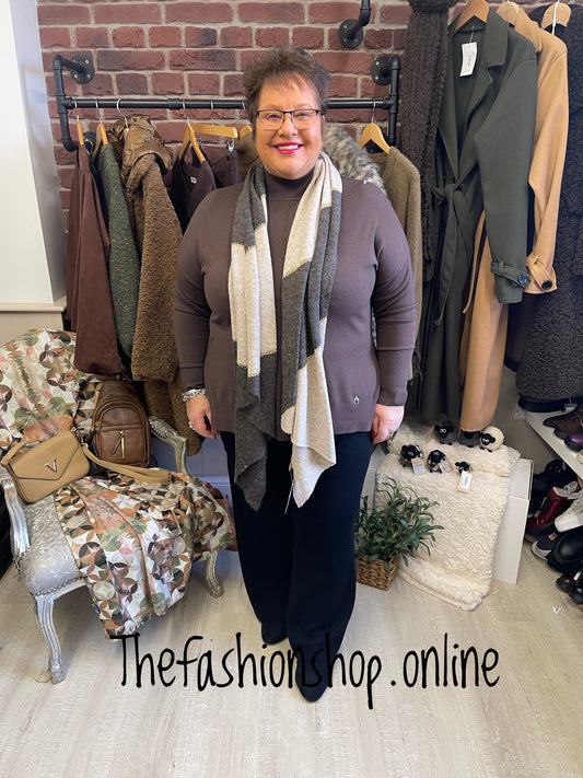 Joanna brown ribbed back jumper 14-20