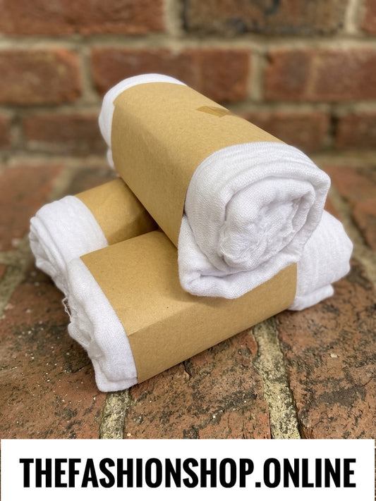 White fine waffle scarf