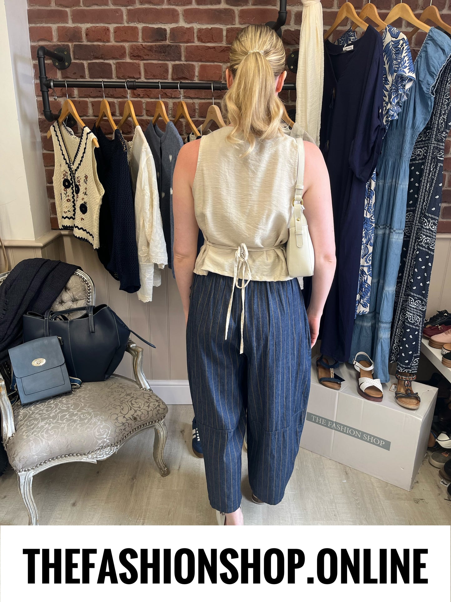 Jayda navy pinstriped barrel leg trousers 8-14