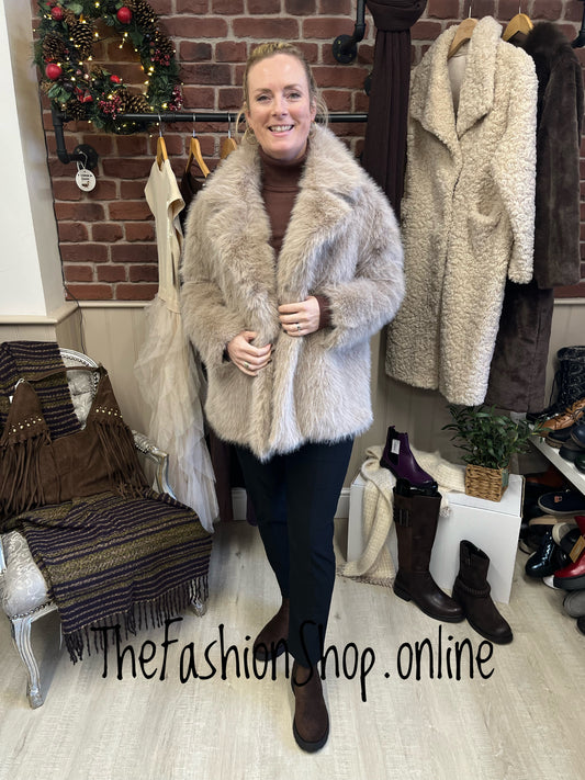 Frances beige faux fur coat sizes 10-12, 14-16 and 18-20