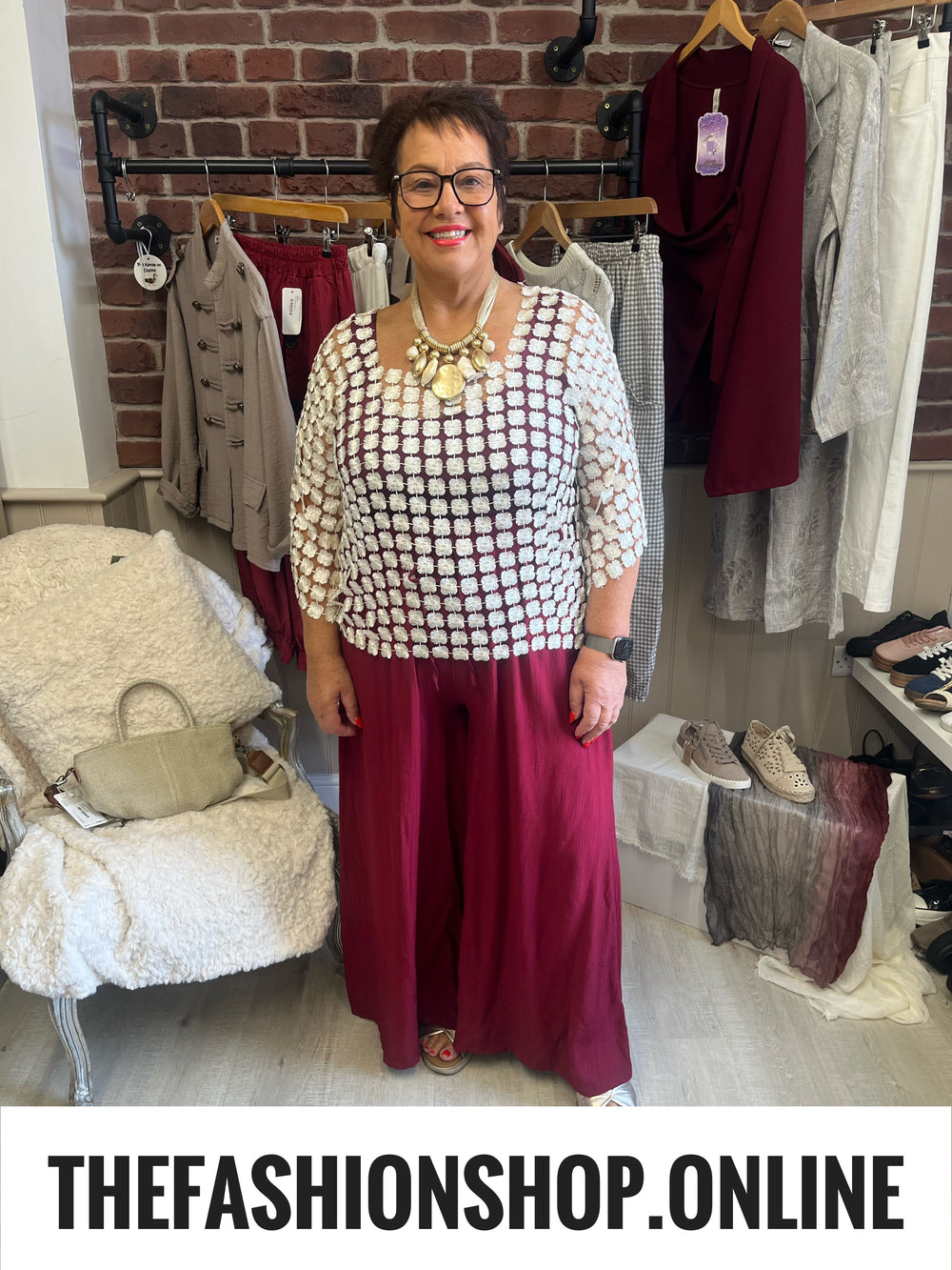 Aurora Cream daisy layering top 10-18