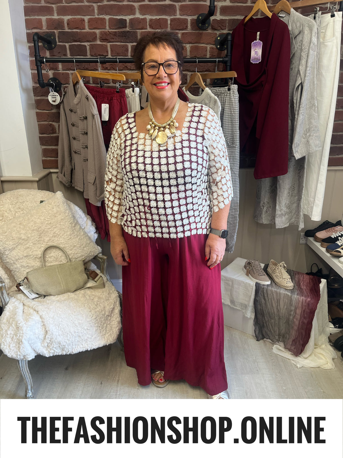 Aurora Cream daisy layering top 10-18