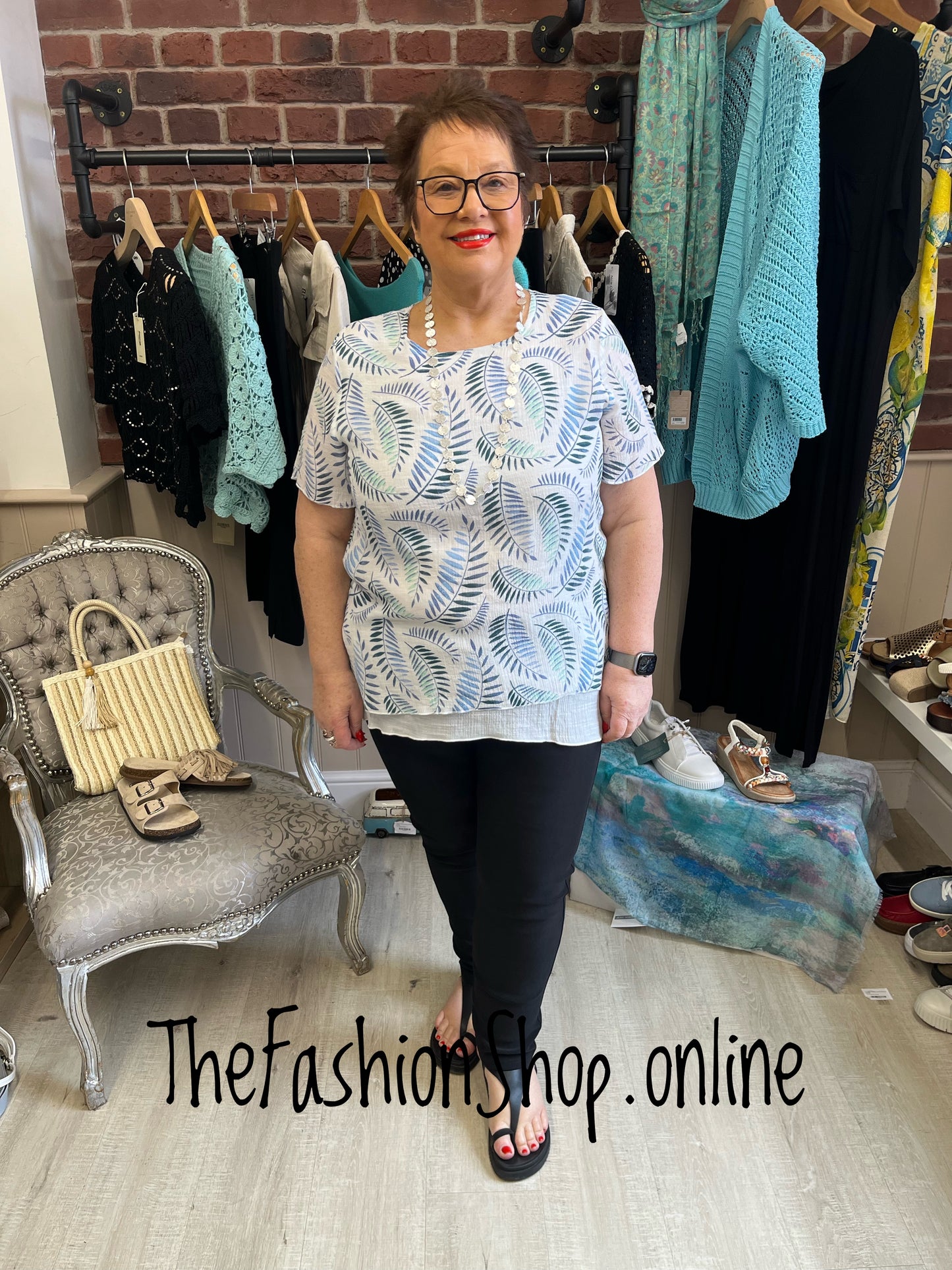 Yasmin blue leaf layered top sizes 16 and 18