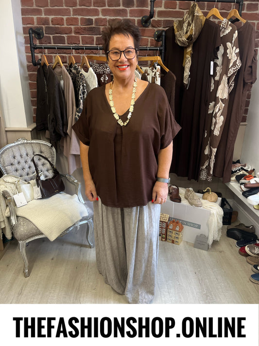 Layla V neck brown top 16-22
