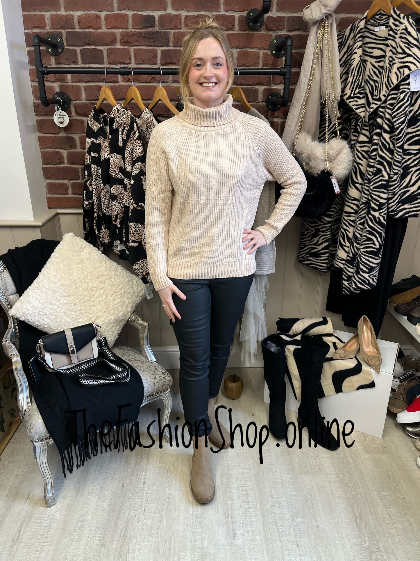 Liv cream chenille jumper 8-14