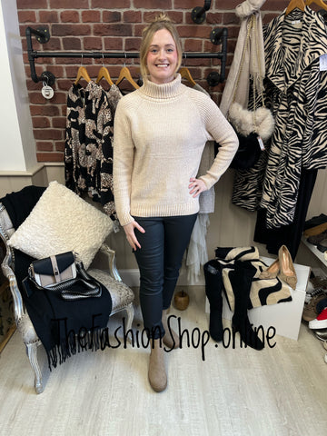 Liv cream chenille jumper 8-14