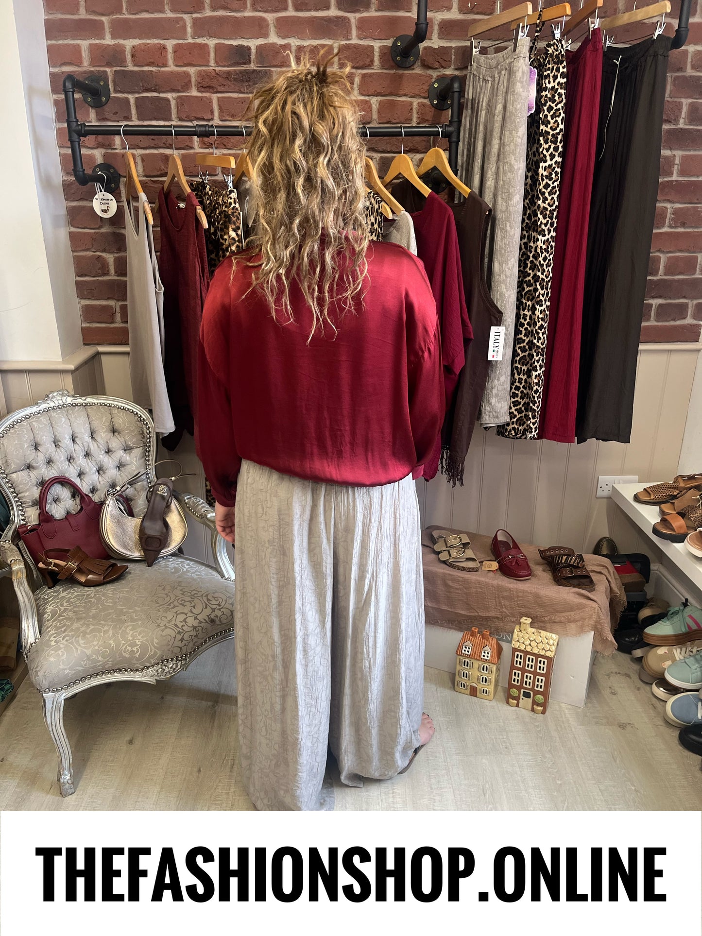 Remi wine button up blouse 10-16