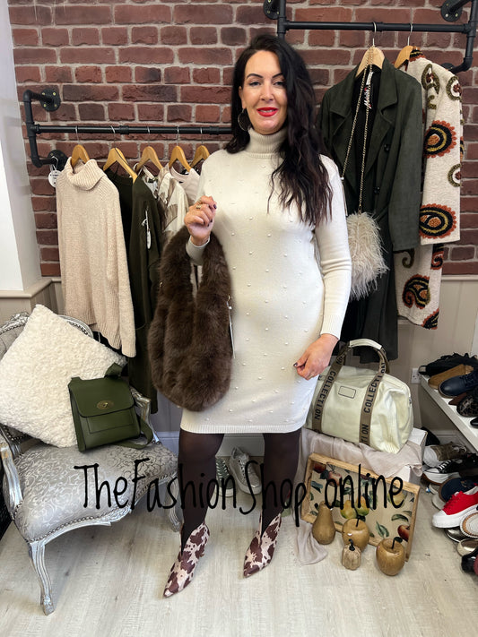Charlotte cream jumper dress 12-16