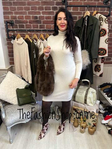 Charlotte cream jumper dress 12-16