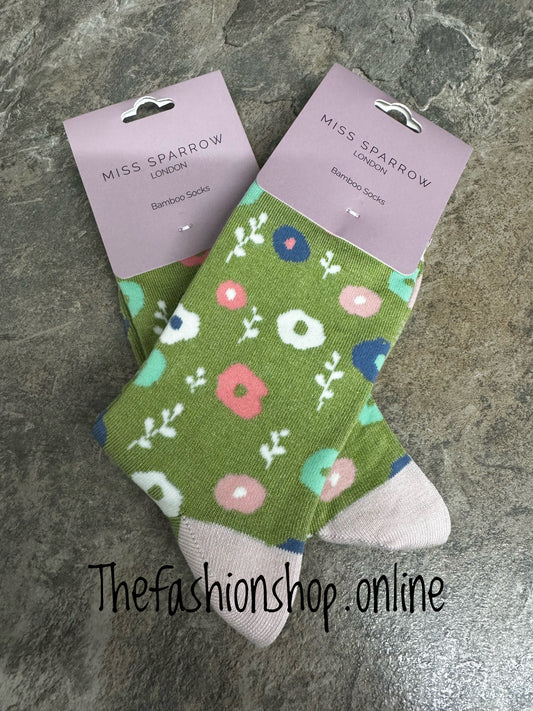 Miss Sparrow Green Floral Pattern Bamboo socks 3-7
