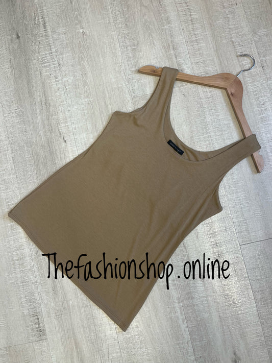 Chelsea camel soft vest sizes 8-14 and 16-18