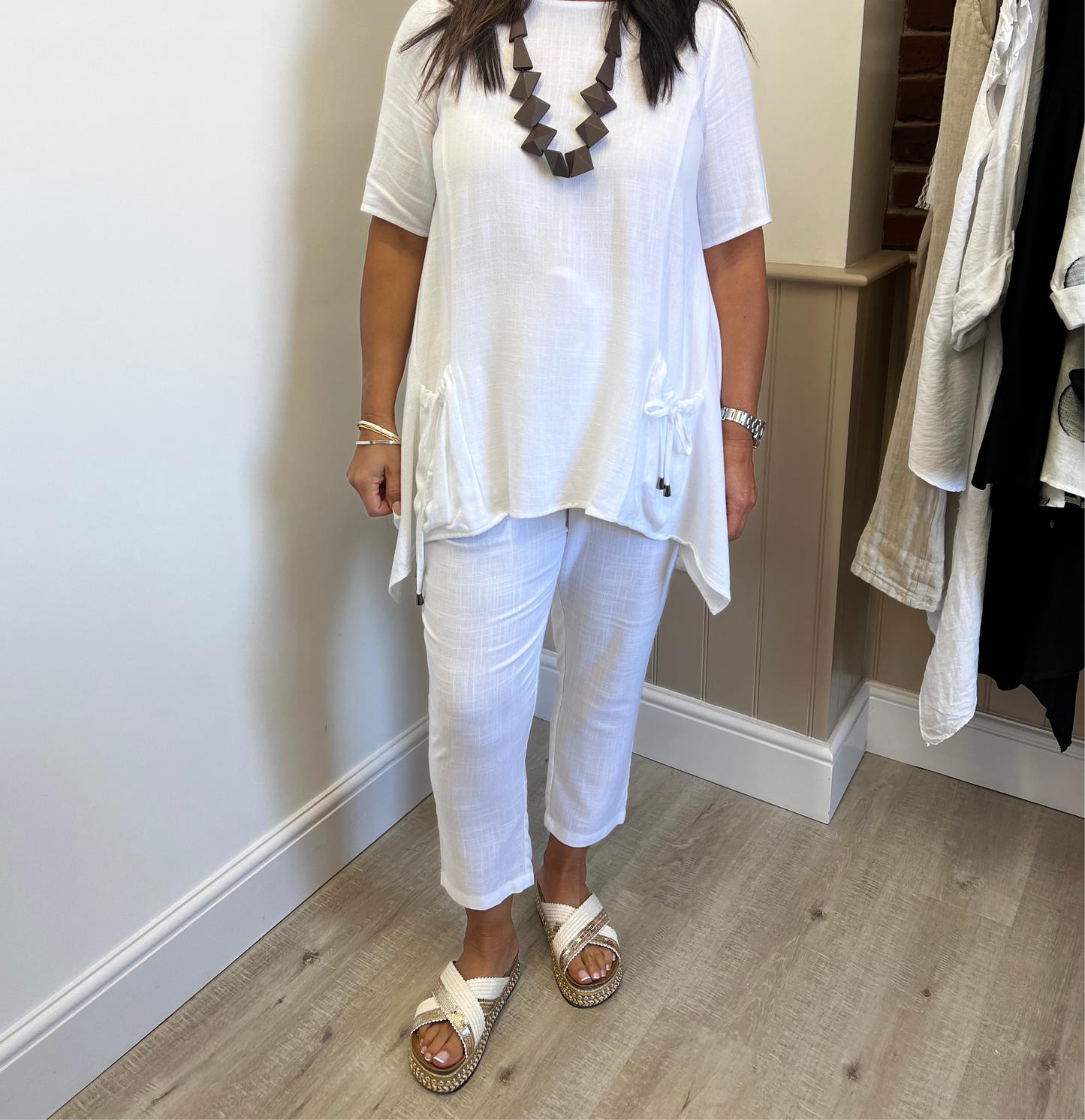 White taper cropped trouser