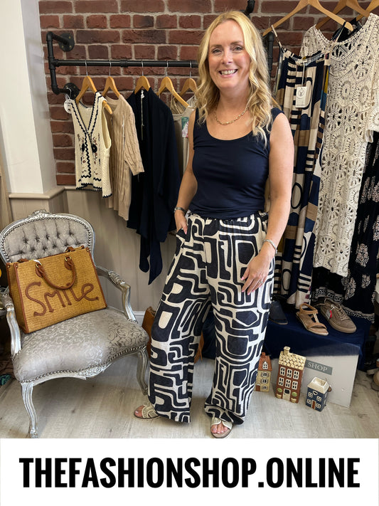 Tasmin navy and beige linen mix trousers 8-10 and 12-14
