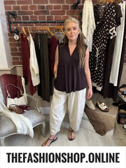 Dakota brown V neck top 8-14