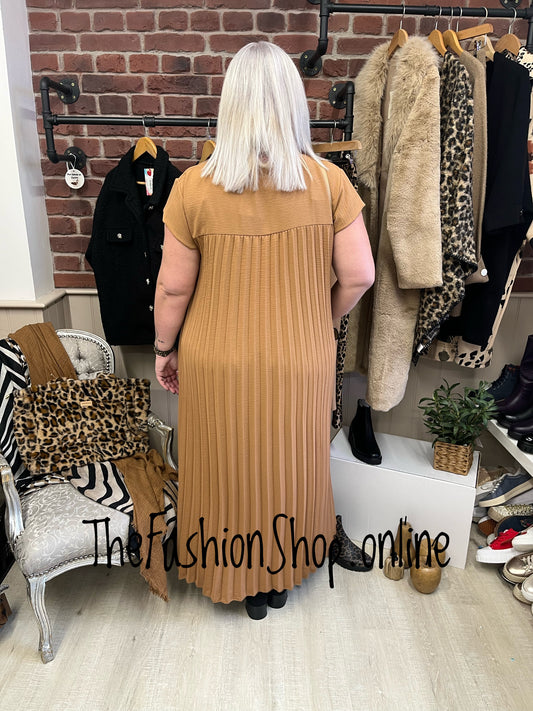 Tammy camel pleated dress 14-20