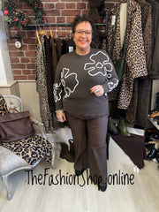 Daphne brown flower jumper 10-18