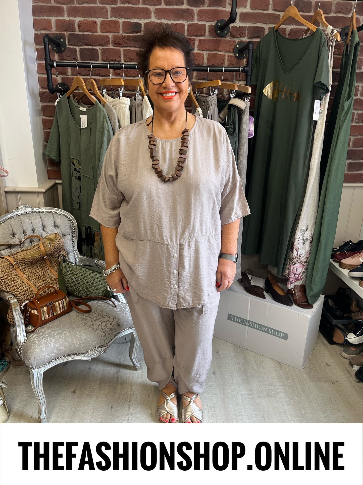 Nancy mocha button top 14-20