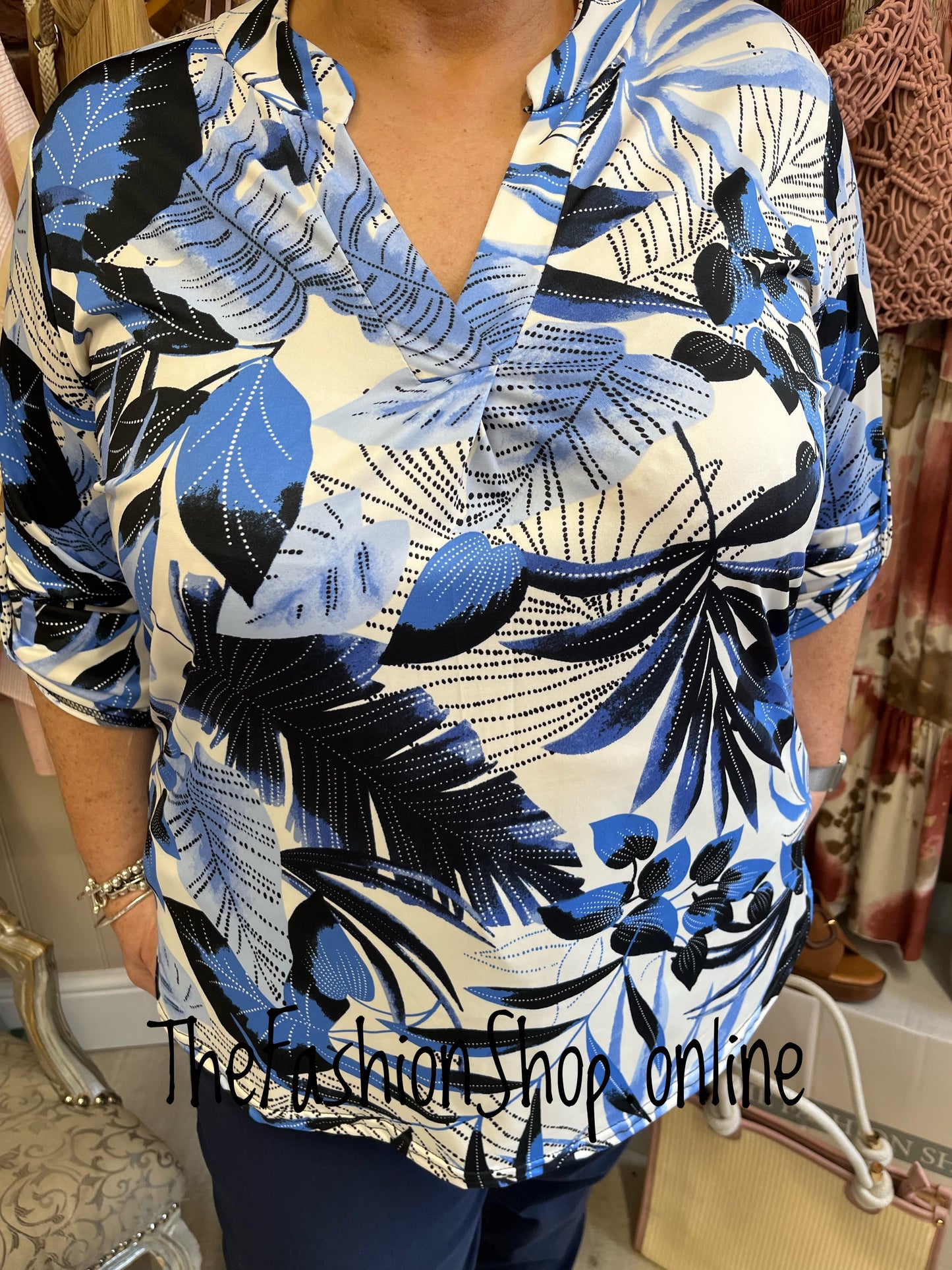 Jasmine shades of blue dotty leaves blouse 14-22