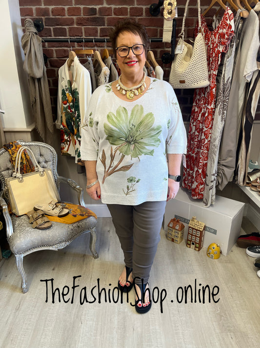 Ashley green flower knitted top 16-20