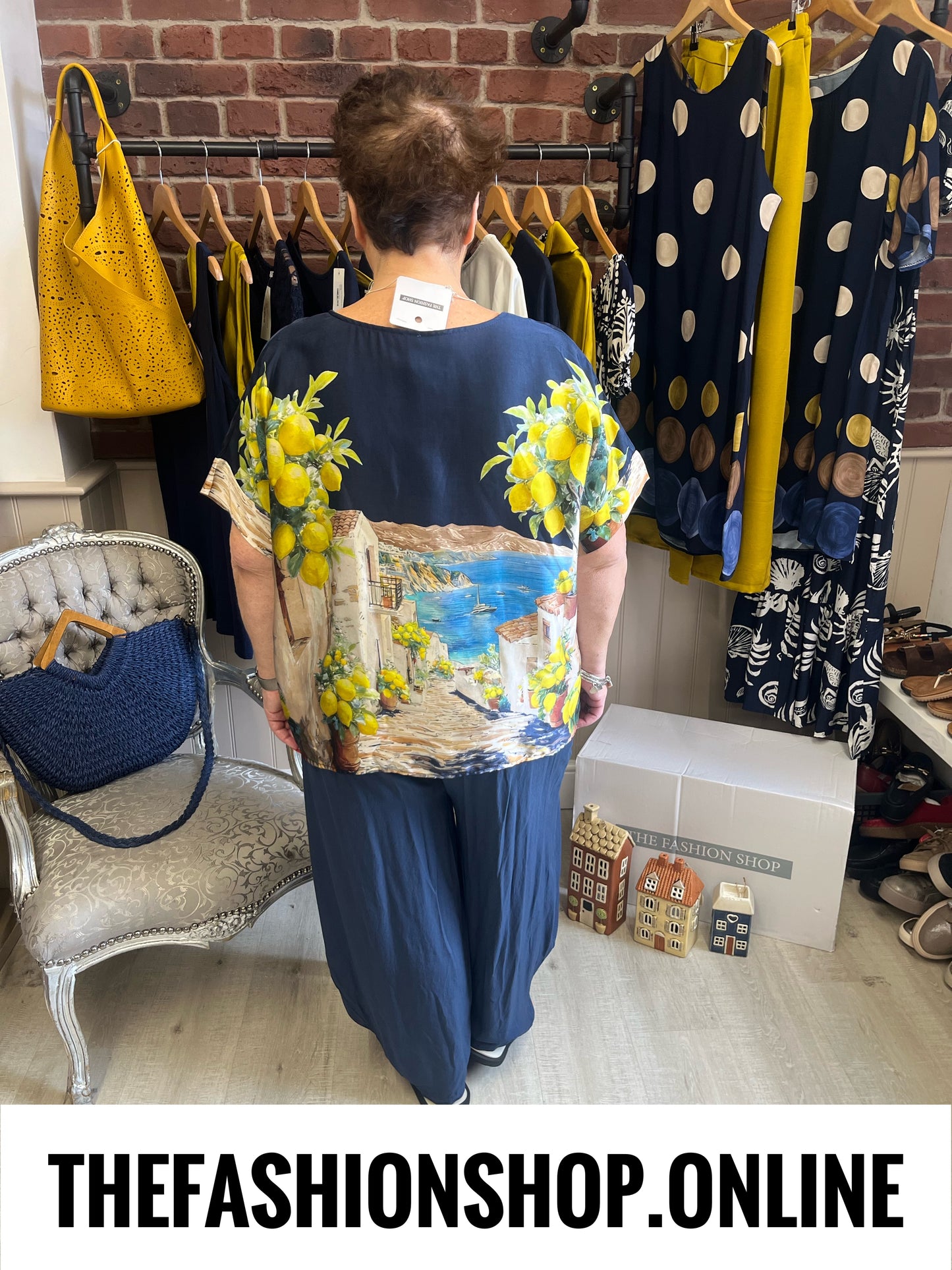 Santorini navy lemons scenic top 16-22