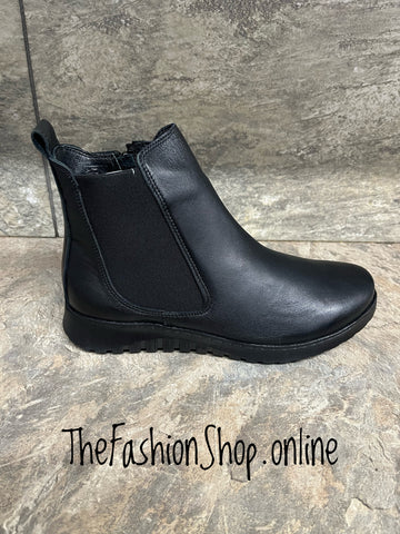 Modella Meadow leather boots in Black sizes 4-8 (37-41)
