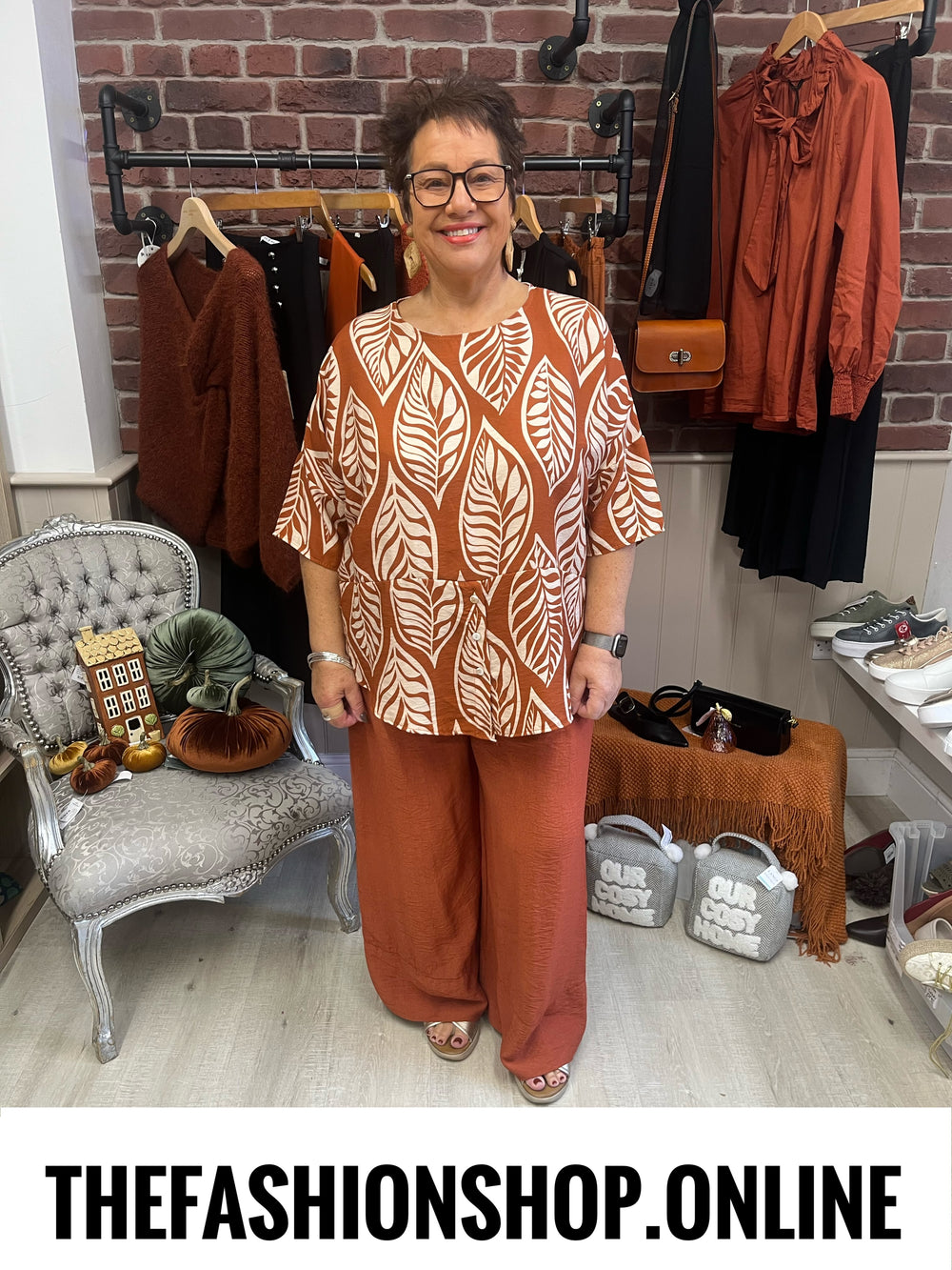 Nancy cinnamon leaf print button top 14-20