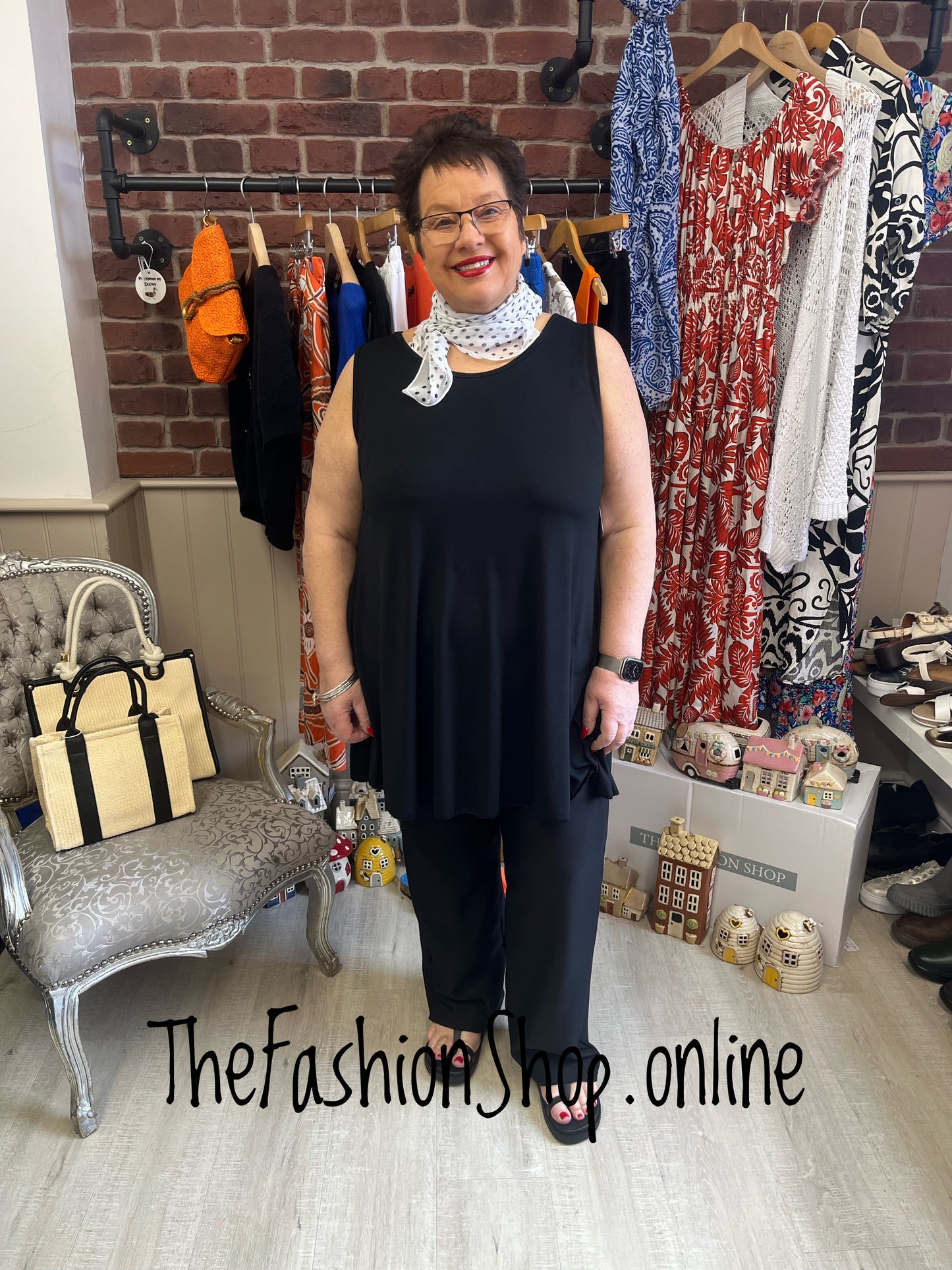 Clara black swing vest 16-24