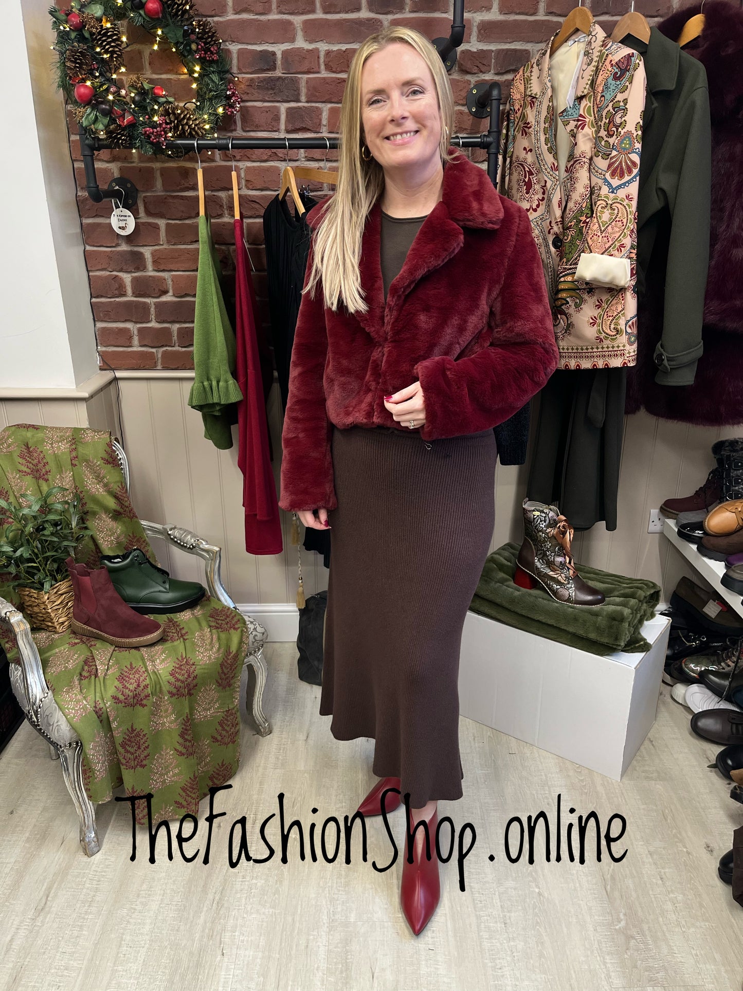 Casey wine faux fur jacket 8-12