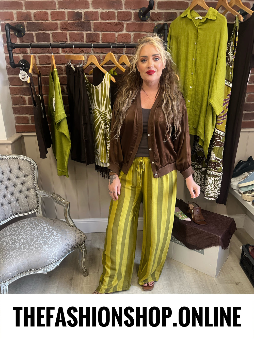 Remi brown button up blouse 10-16