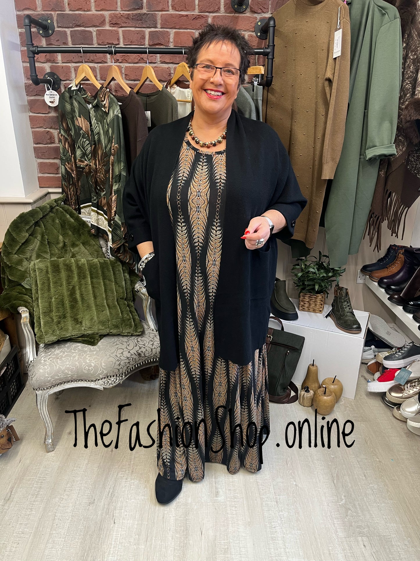 Sasha Black Aztec dress 18-24