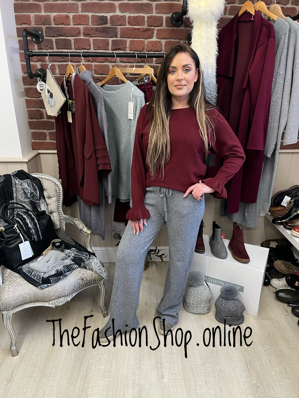 Della wine frill cuff jumper 8-16