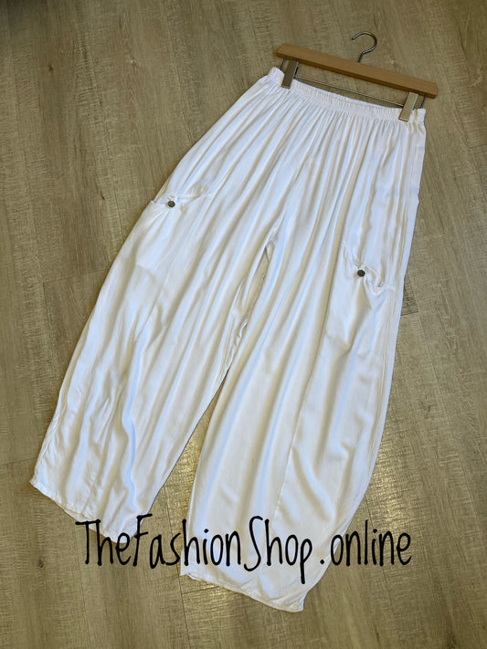 Dana white relaxed trousers 12-20