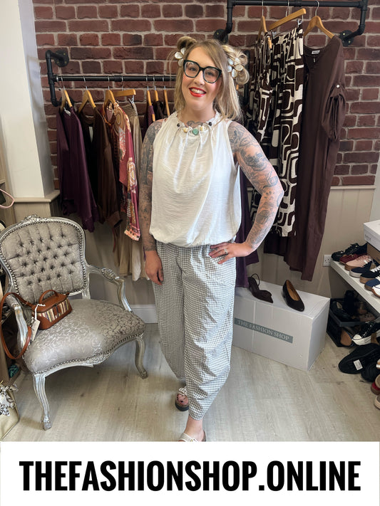 Sierra beige beaded sleeveless top 8-16
