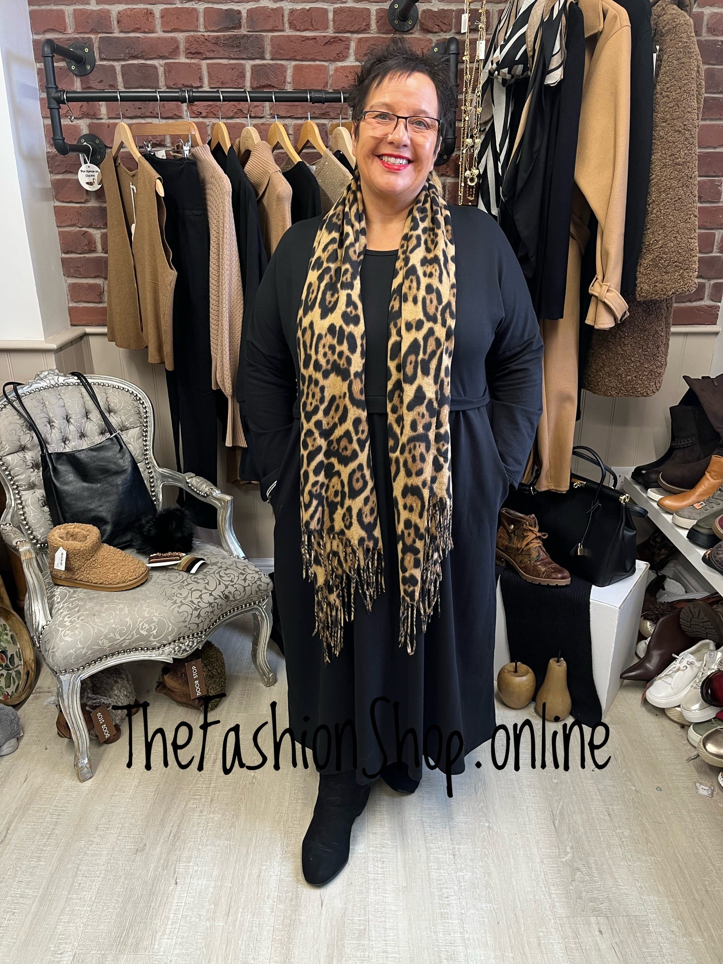 Mia black dress 16-22