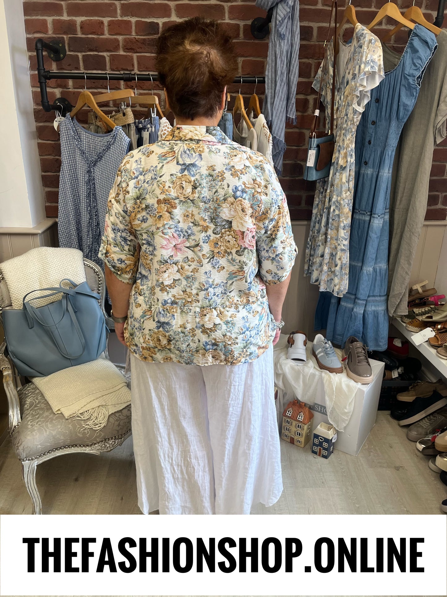 Trinny camel and blue floral tapestry blouse 12-20