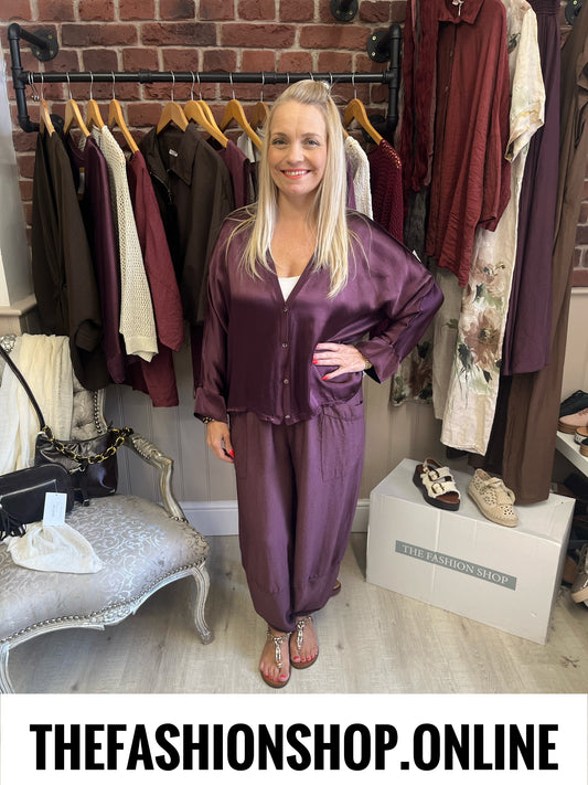 Remi mulberry button up blouse 10-16