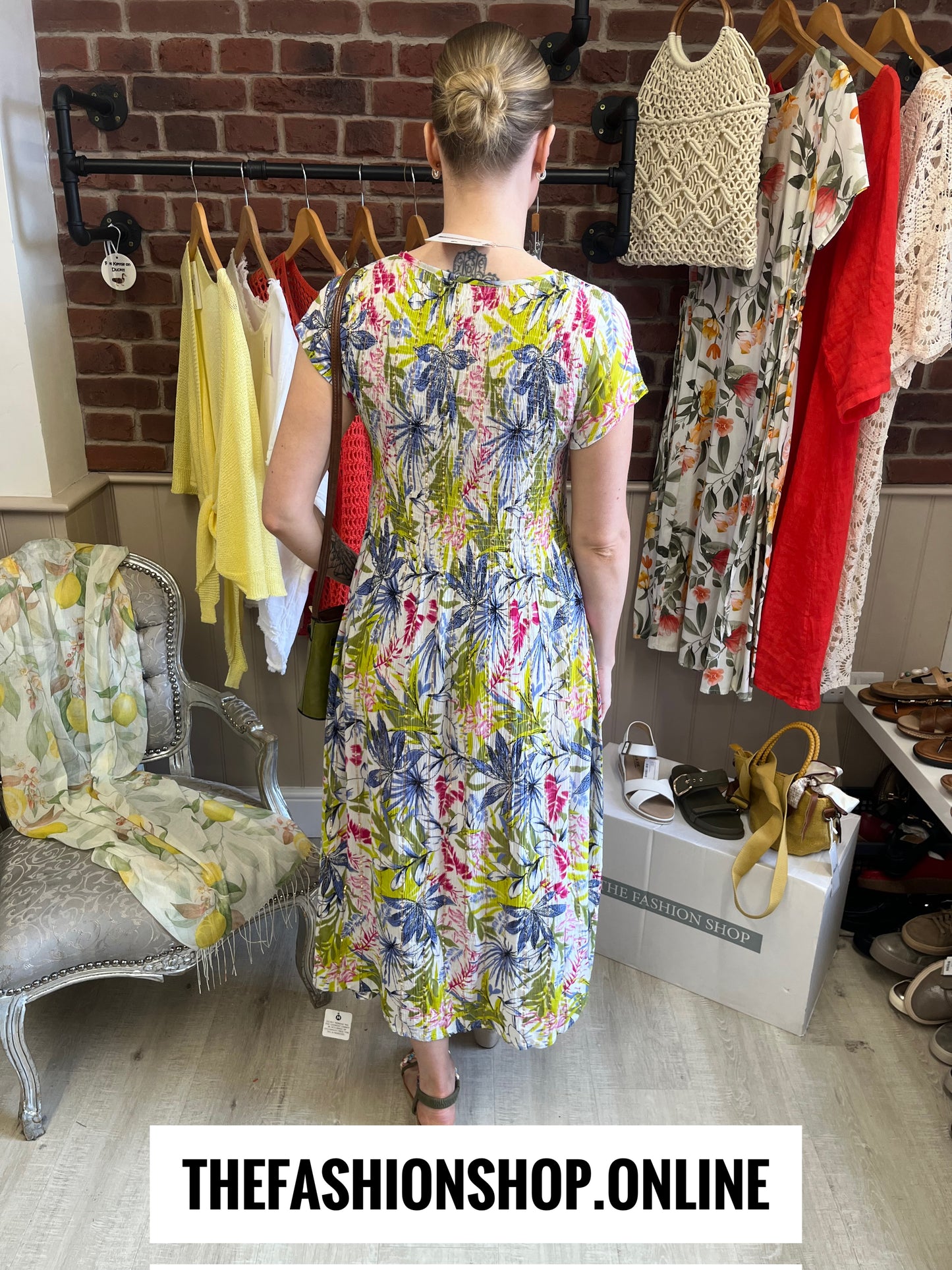 Alice white tropical summer dress sizes 10-18