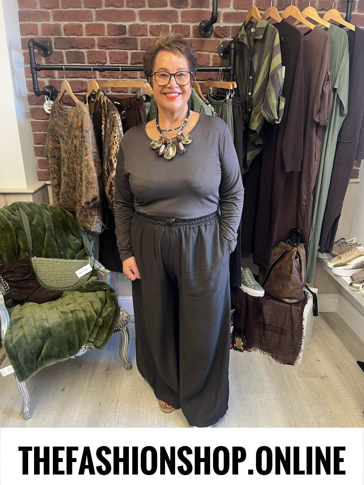 Carmen brown long sleeve layering top 14-20