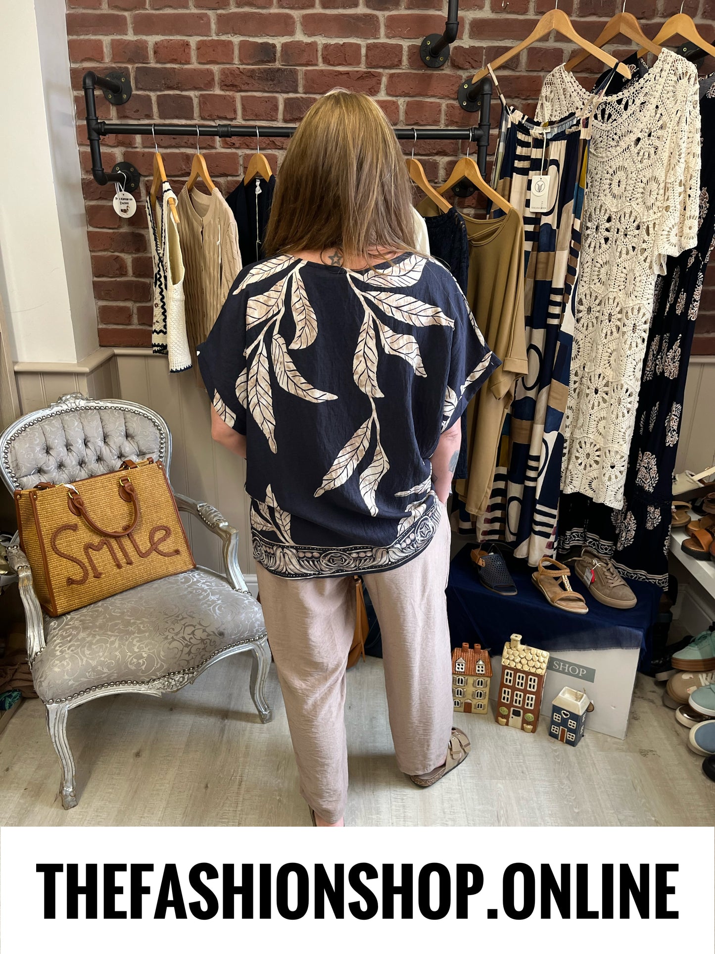 Hannah navy leaves linen mix top 12-18