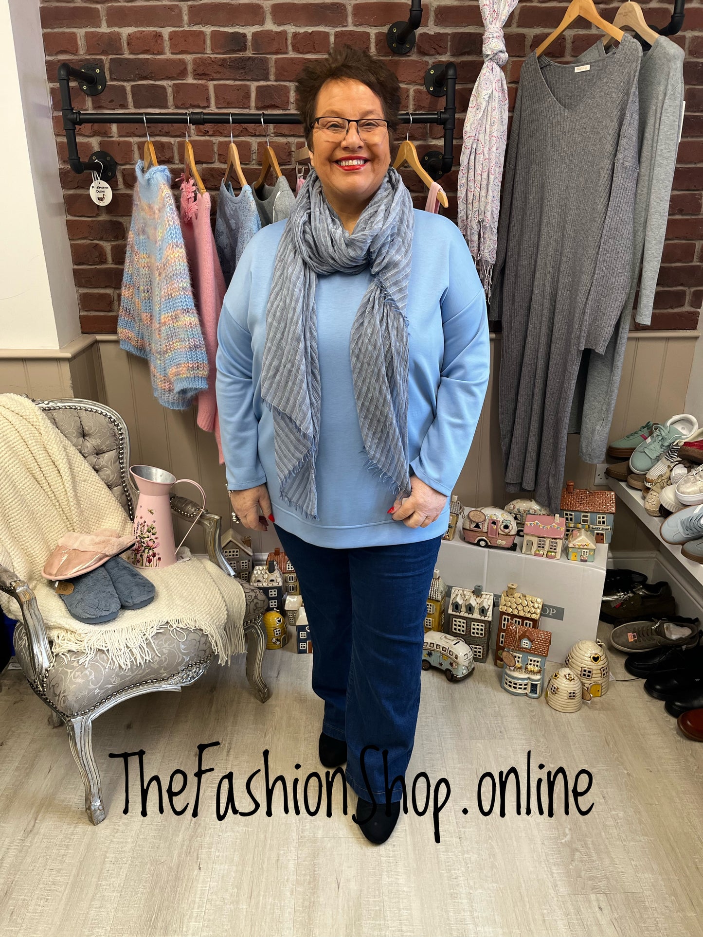 Cassie blue high low top 16-22