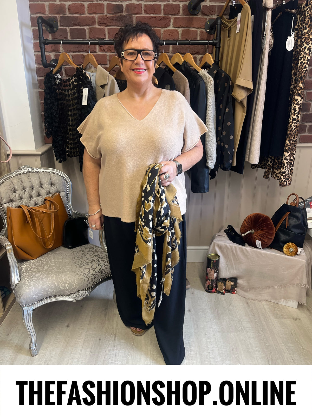 Elsa Sand V neck knitted top 10-20