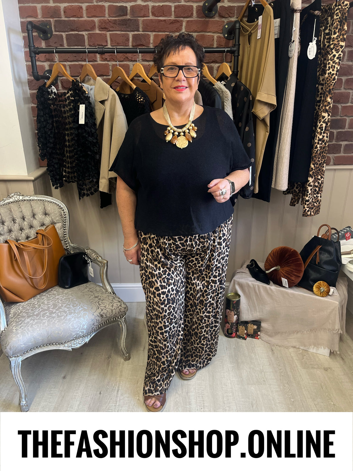 Sammy black fine knit top 10-20