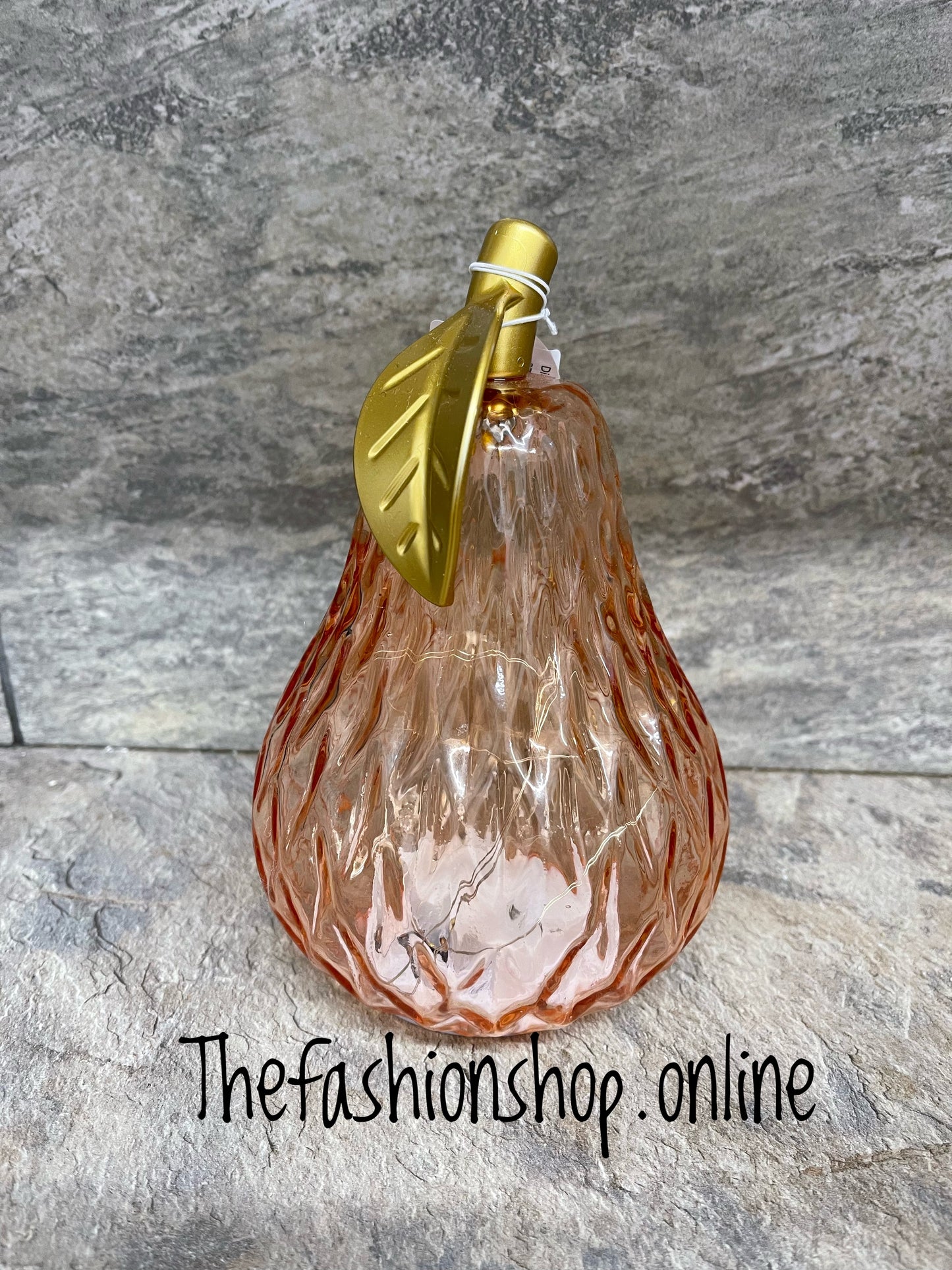 Diamond cut LED large pear in amber