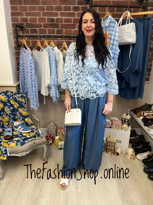 Rosalyn blue lace top 12-18