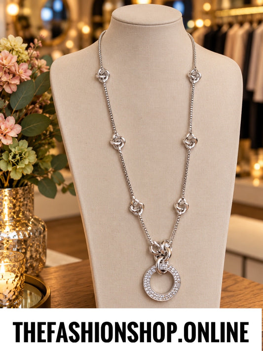 Envy long linked circle silver necklace