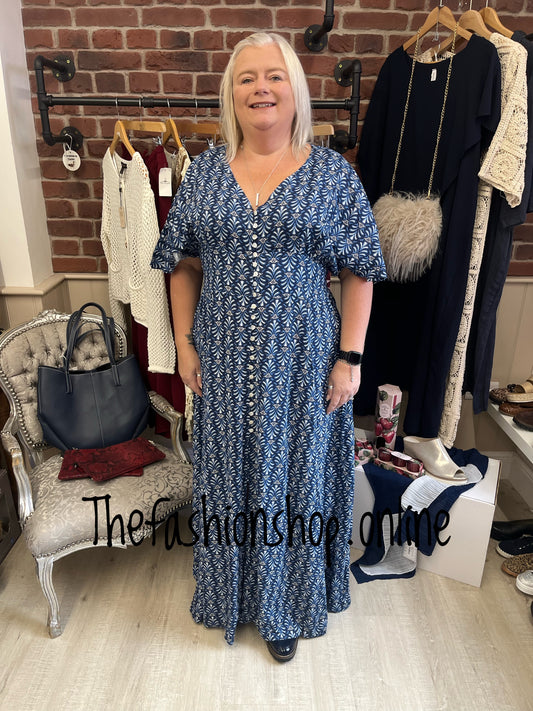Isla navy Fleur De Lis dress sizes 18, 20 and 22